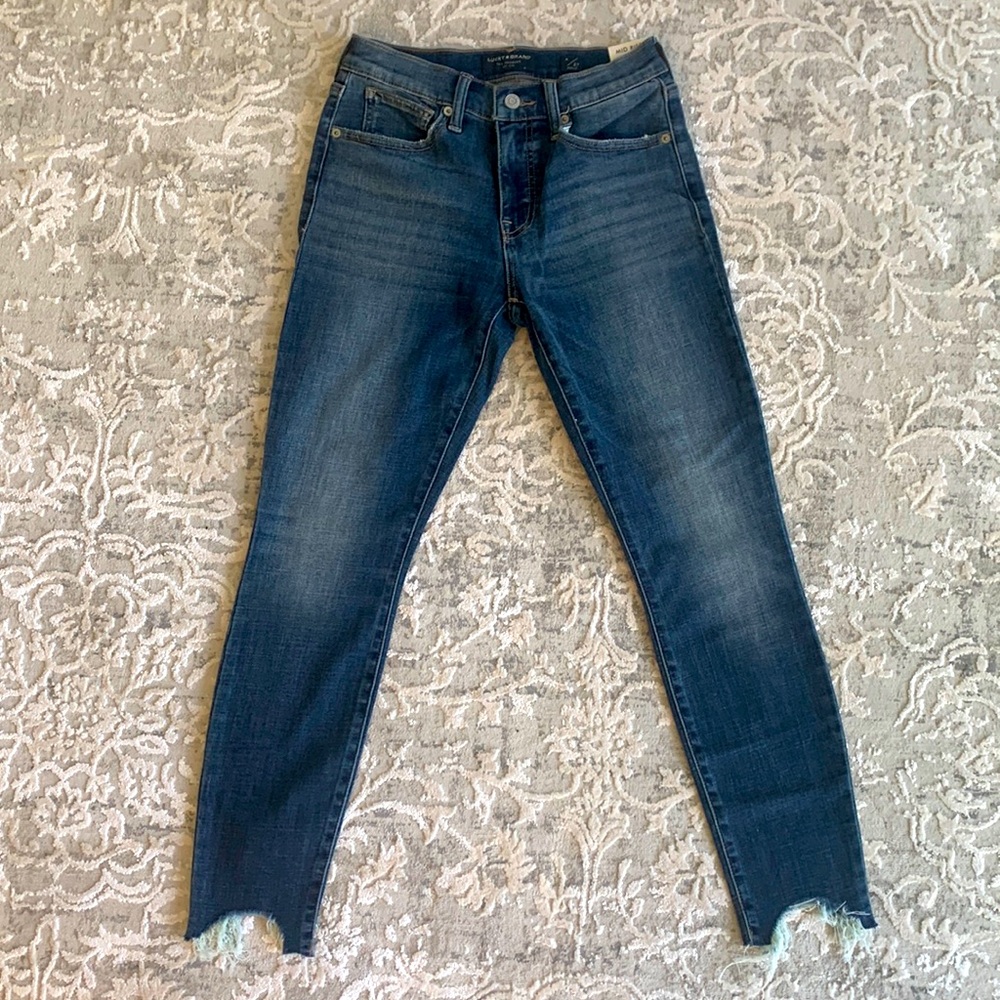 Lucky Brand Mid Rise Skinny Ava Size 27